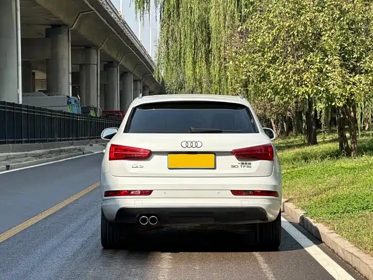 Audi Q3 — фото 4