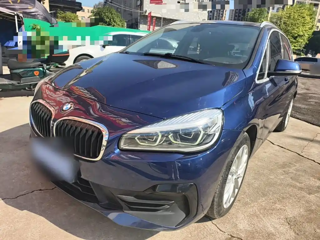 BMW 2 Series Active Tourer — фото 2