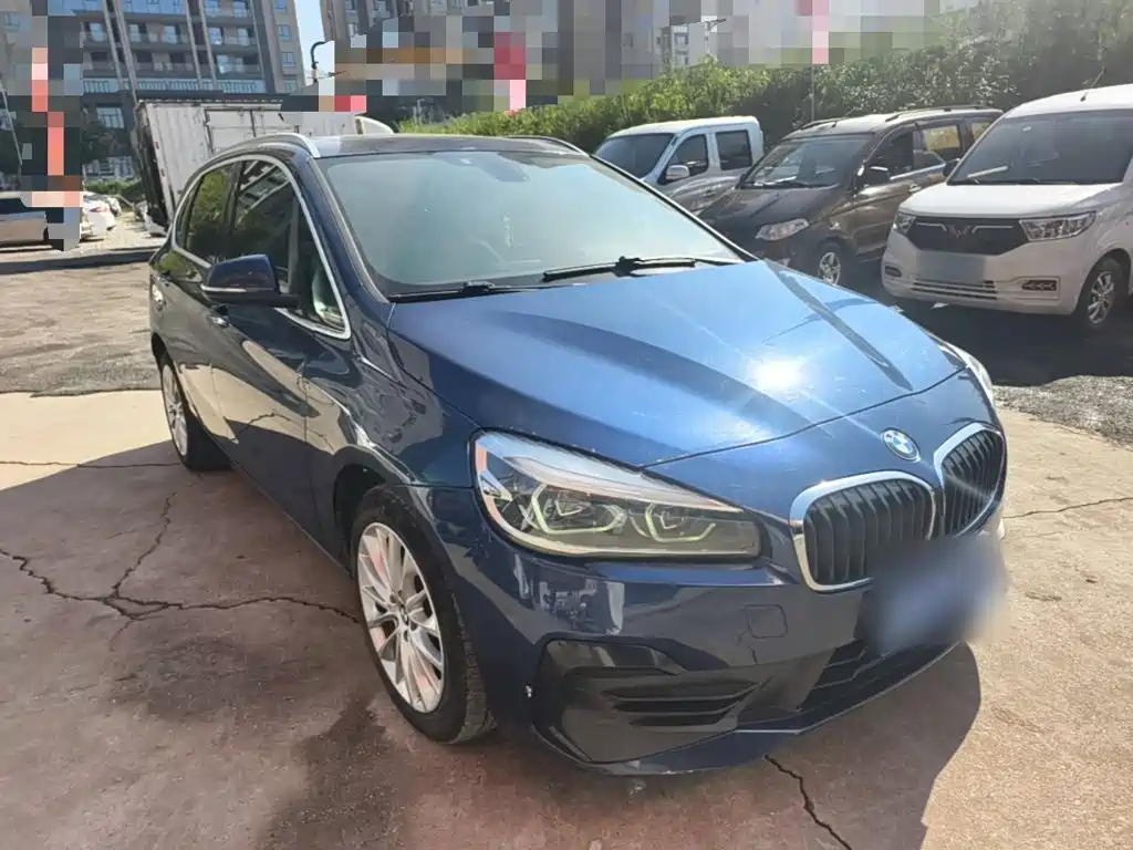 BMW 2 Series Active Tourer — фото 4