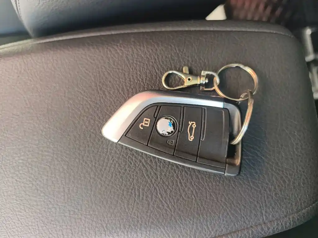BMW 2 Series Active Tourer — фото 9