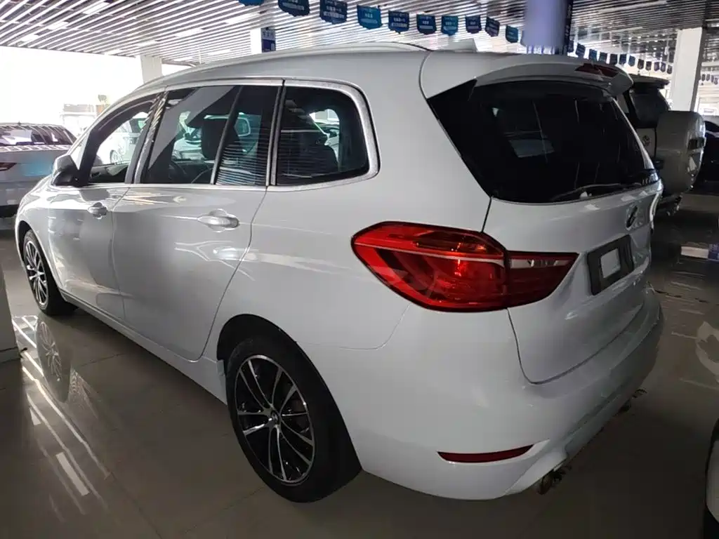 BMW 2 Series Gran Tourer — фото 5