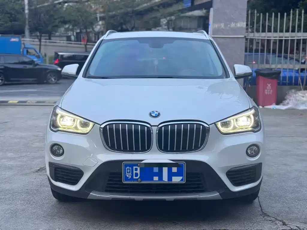 BMW X1 — фото 2