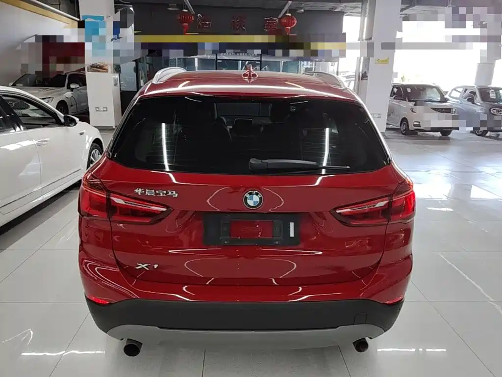 BMW X1 — фото 4