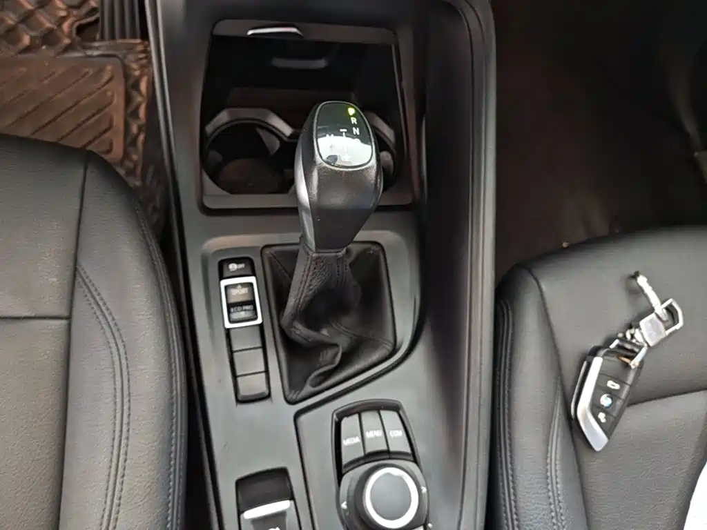 BMW X1 — фото 14