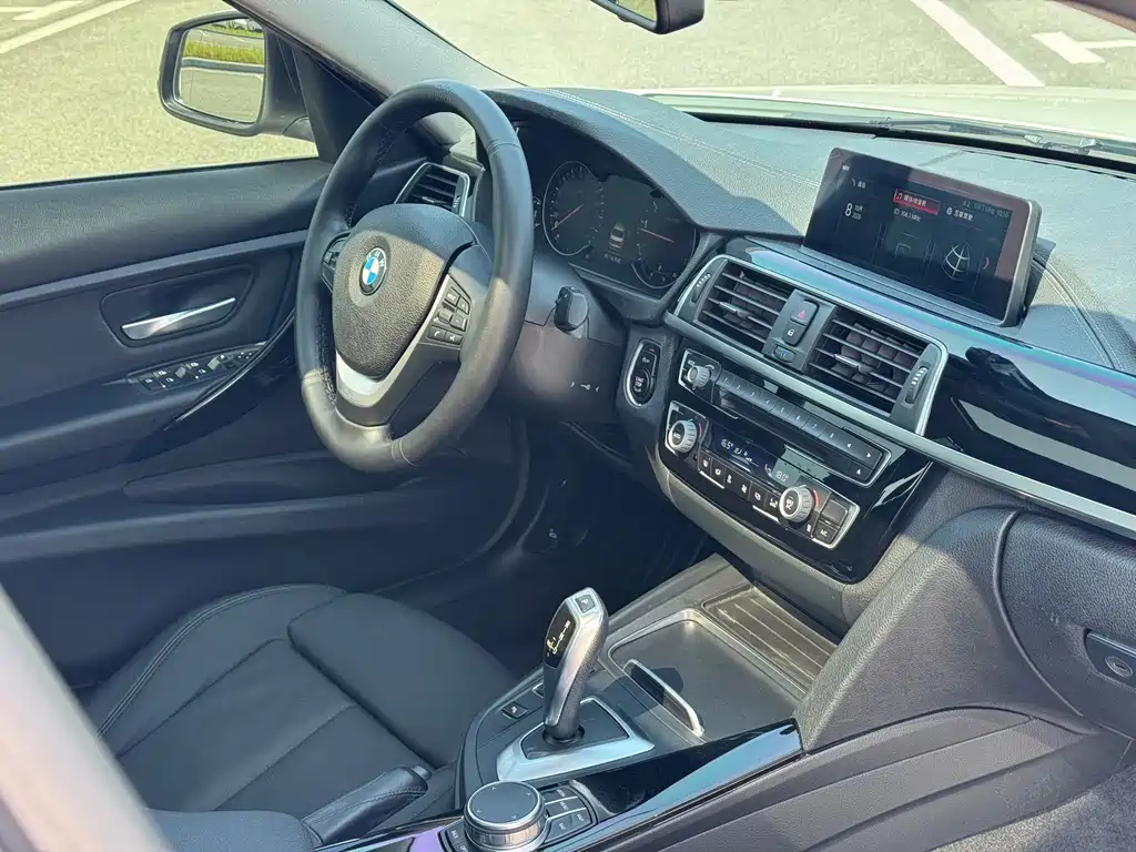 BMW 3 Series — фото 13