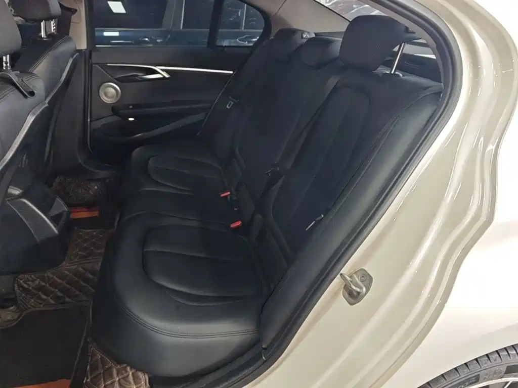 BMW 1 Series — фото 17