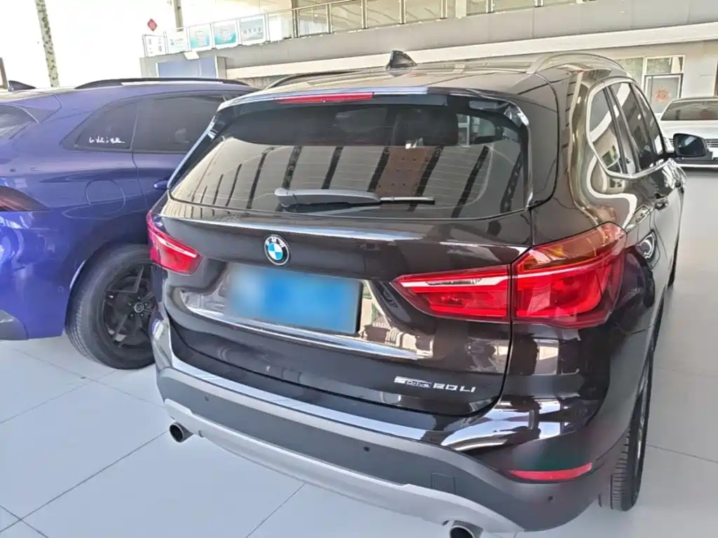 BMW X1 — фото 6
