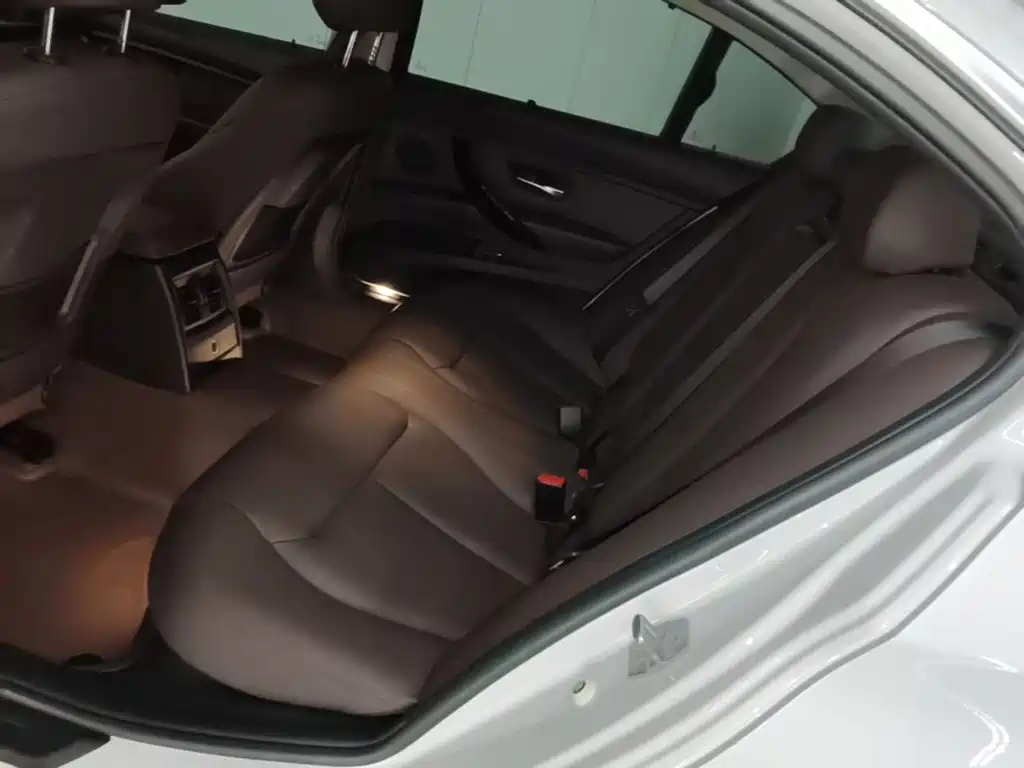 BMW 3 Series — фото 17