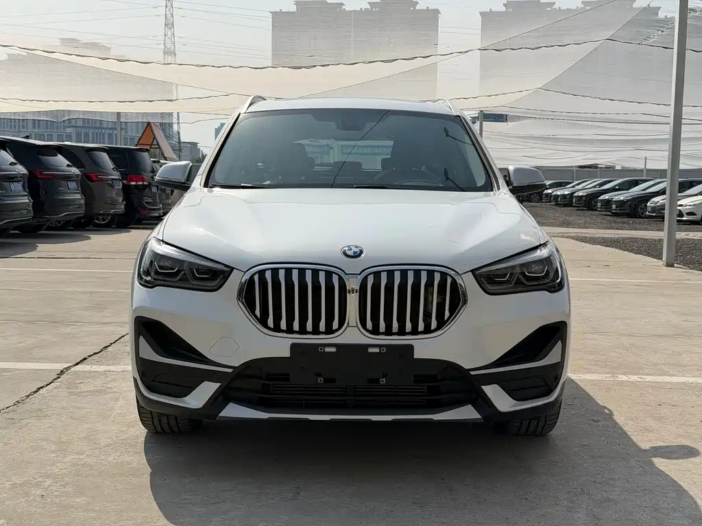 BMW X1 — фото 2