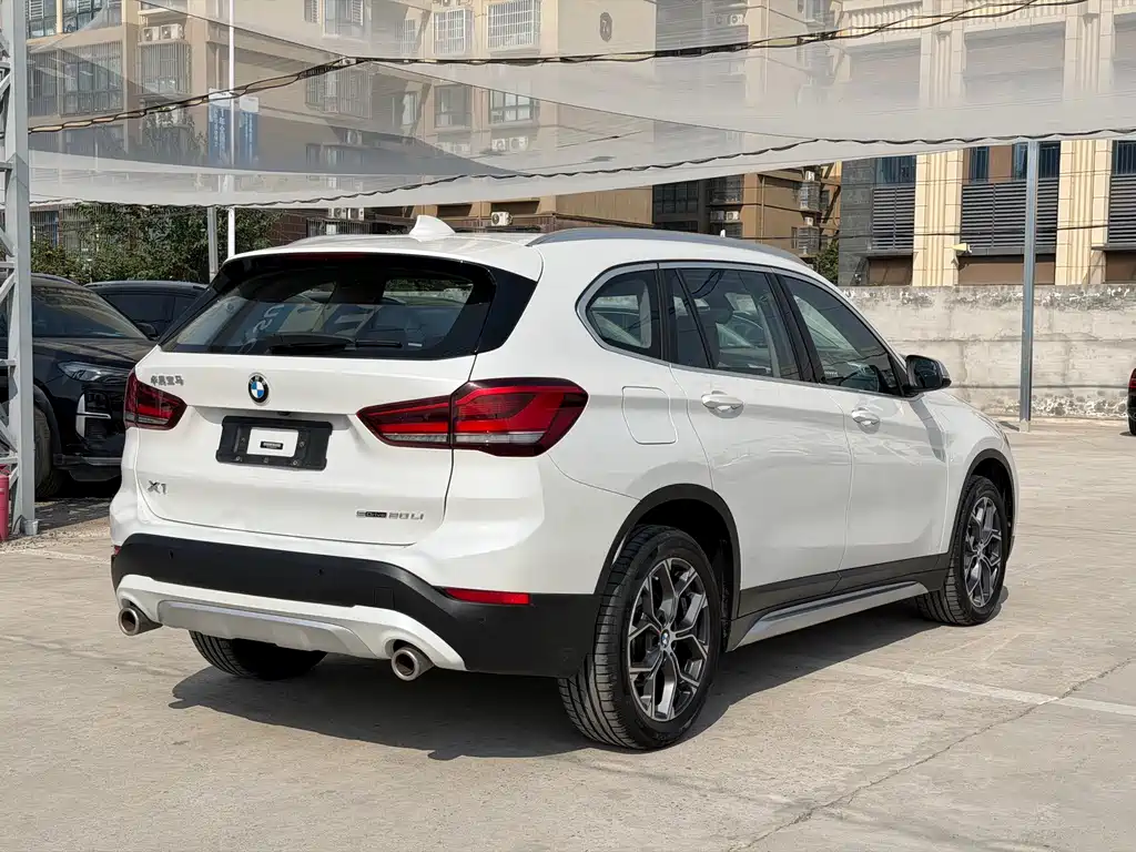 BMW X1 — фото 4