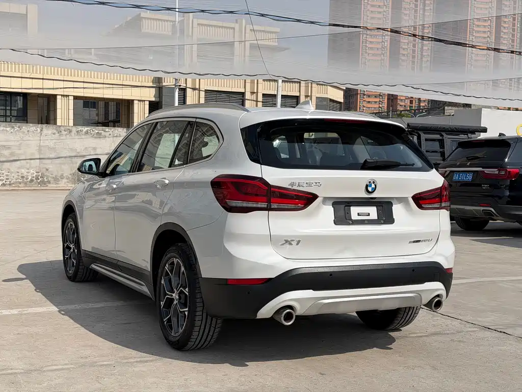 BMW X1 — фото 6