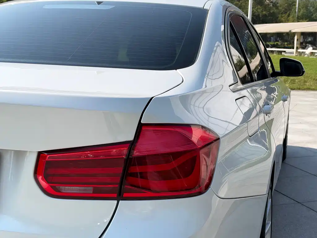 BMW 3 Series — фото 19