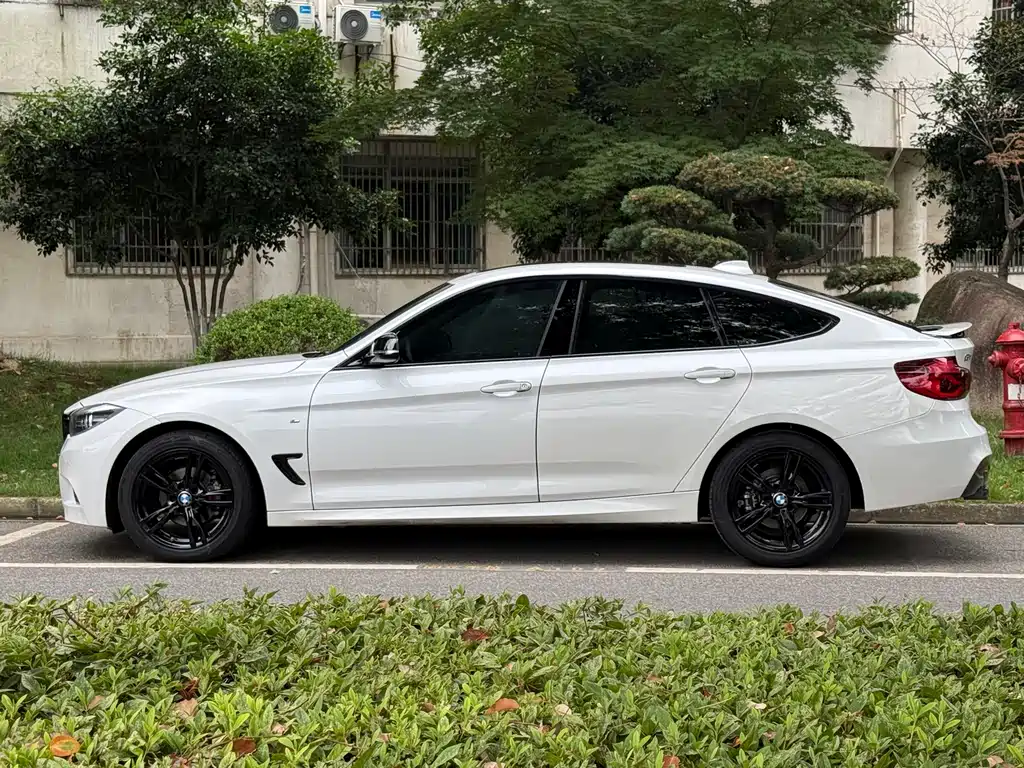 BMW 3 Series GT — фото 3