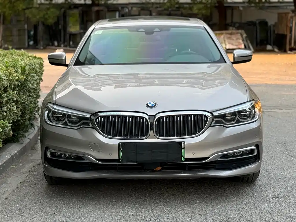 BMW 5 Series New Energy — фото 2