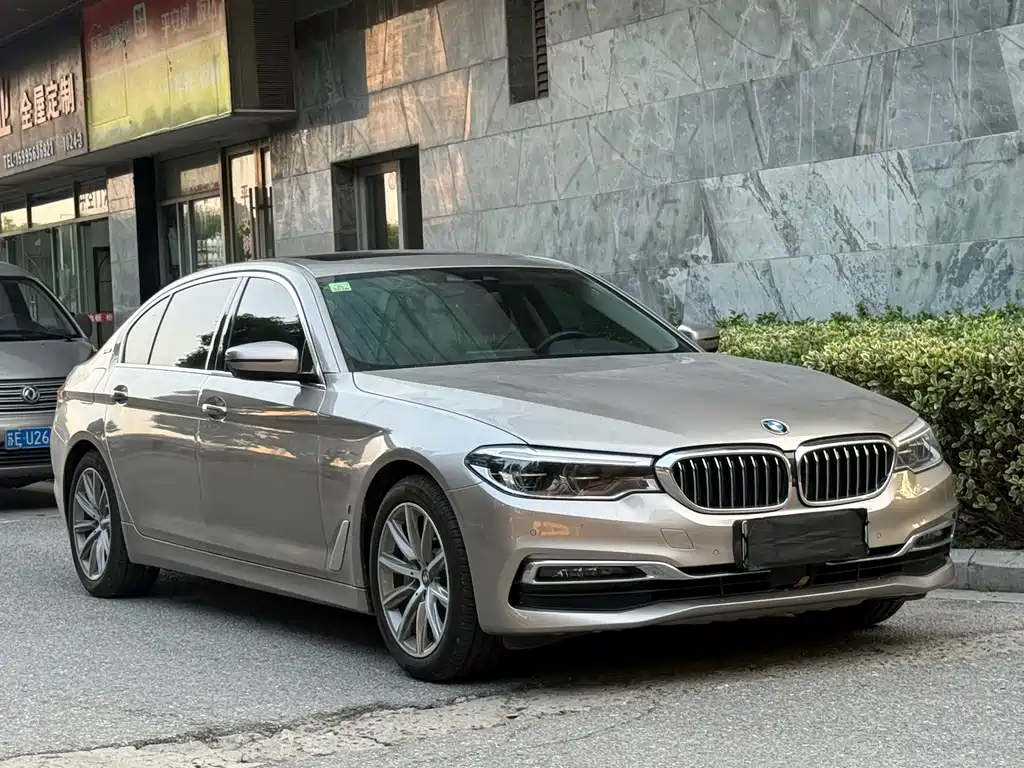 BMW 5 Series New Energy — фото 3