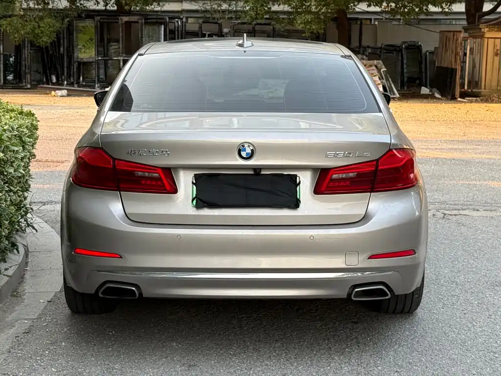 BMW 5 Series New Energy — фото 5