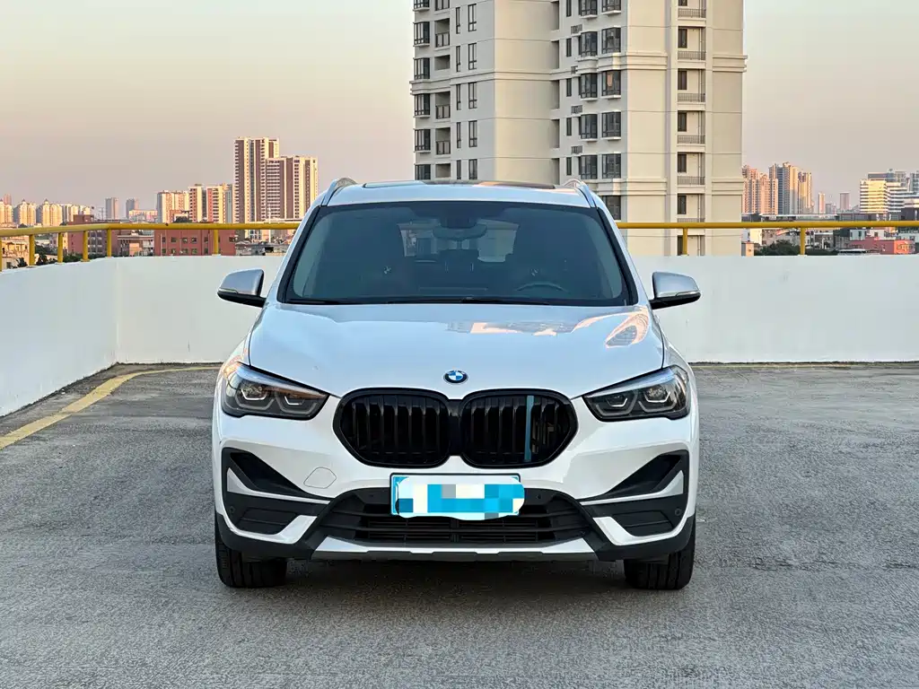 BMW X1 — фото 2