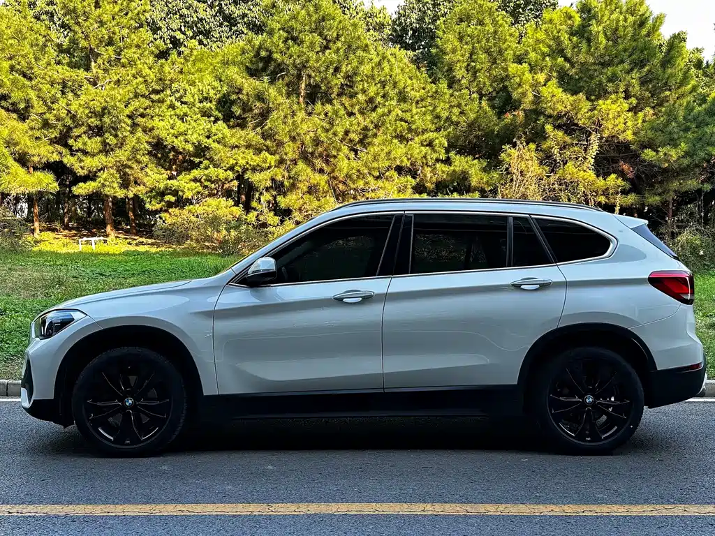 BMW X1 — фото 3