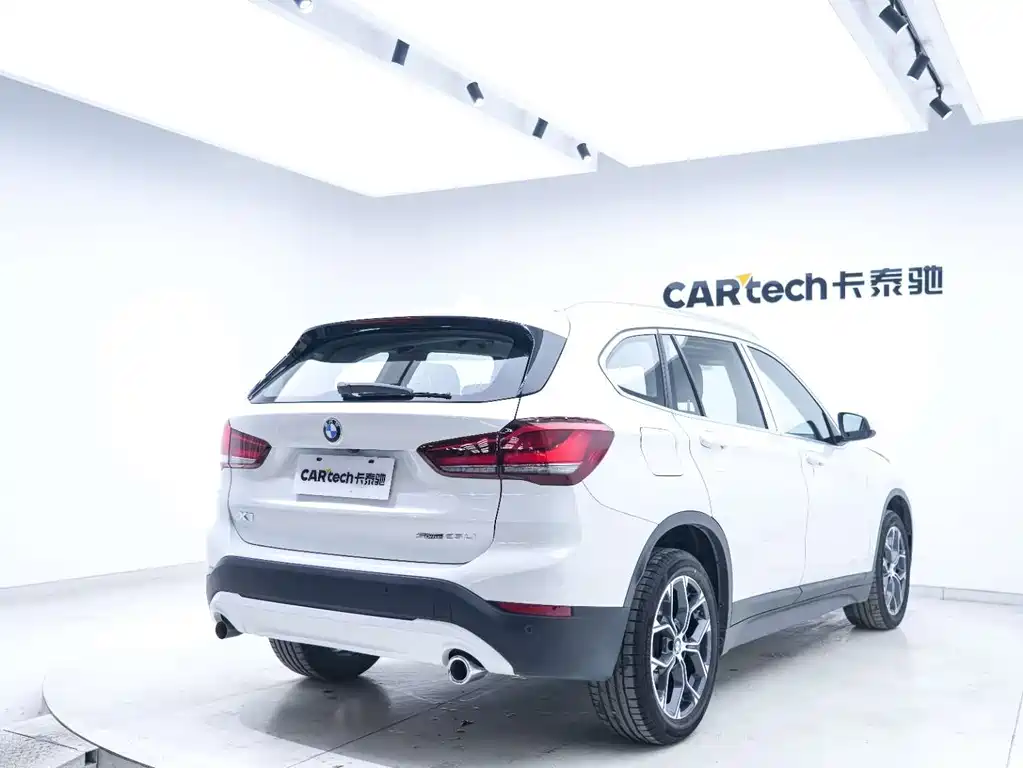 BMW X1 — фото 21