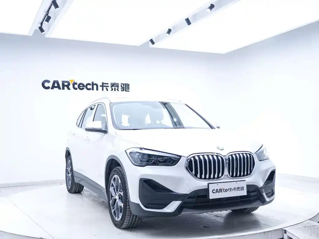 BMW X1 — фото 6