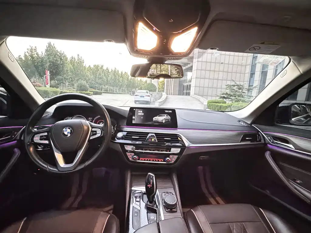 BMW 5 Series New Energy — фото 9