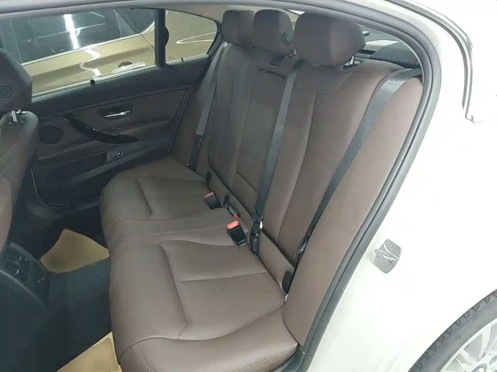 BMW 3 Series — фото 17