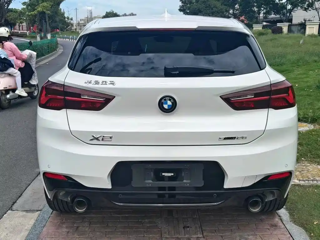 BMW X2 — фото 6