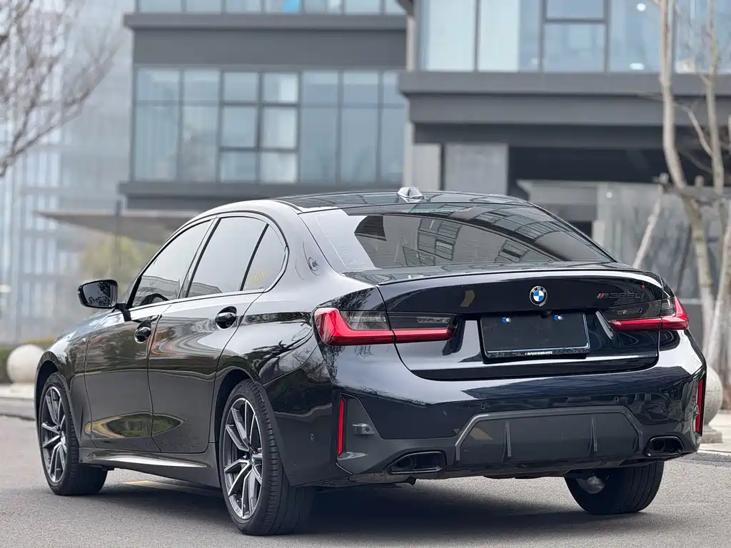 BMW 3 Series — фото 11