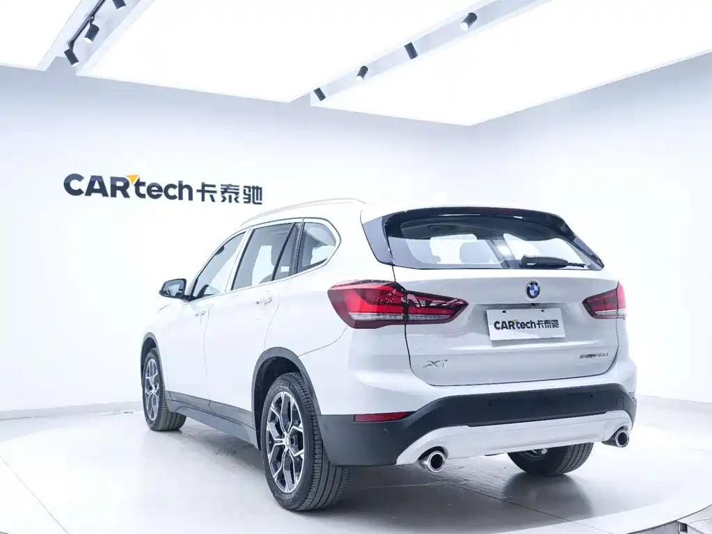 BMW X1 — фото 17