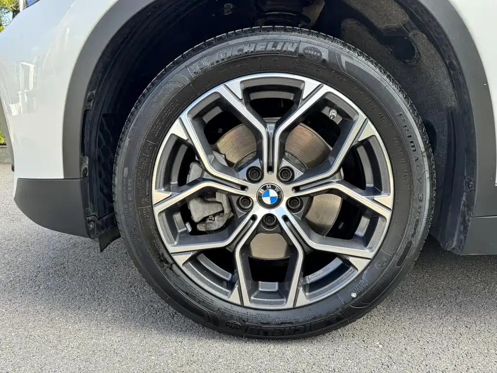 BMW X1 — фото 14