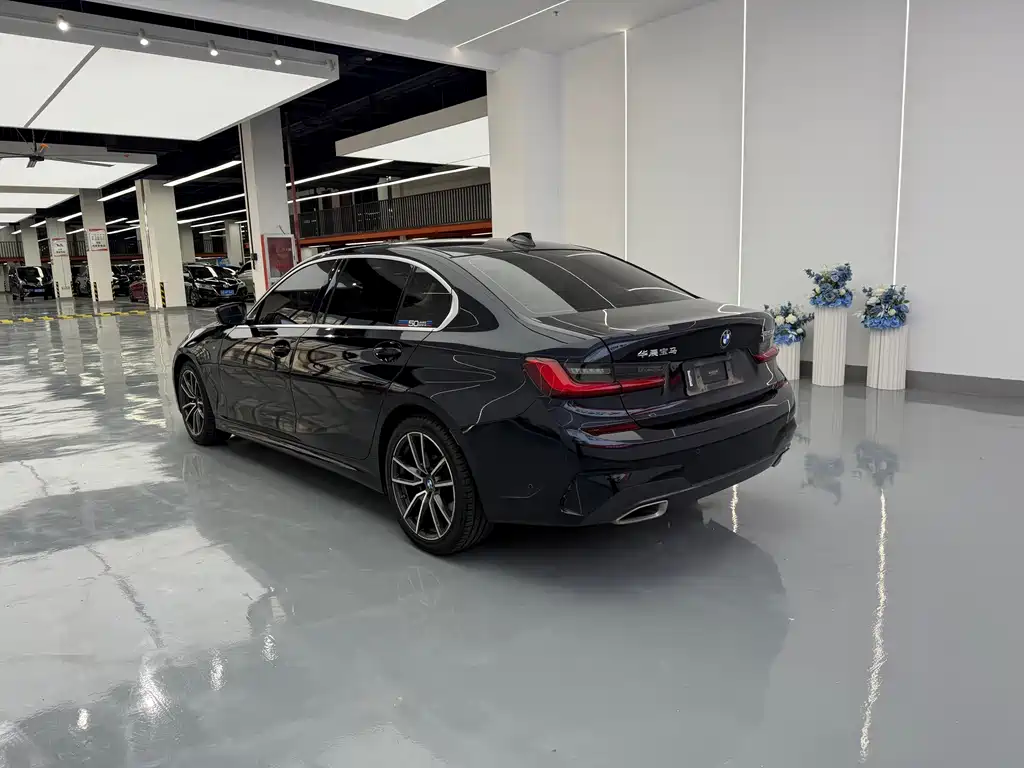 BMW 3 Series — фото 14