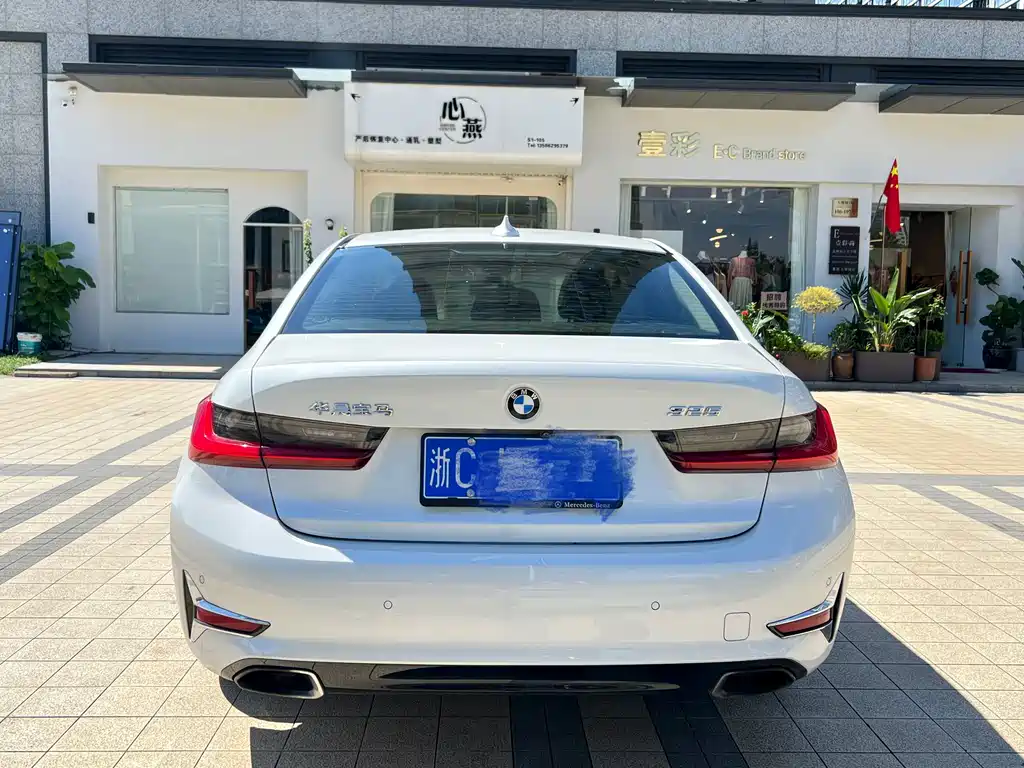 BMW 3 Series — фото 13
