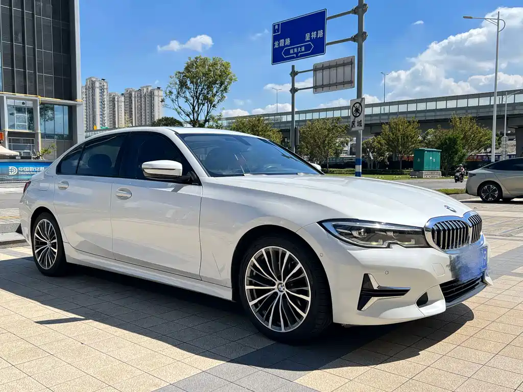 BMW 3 Series — фото 4