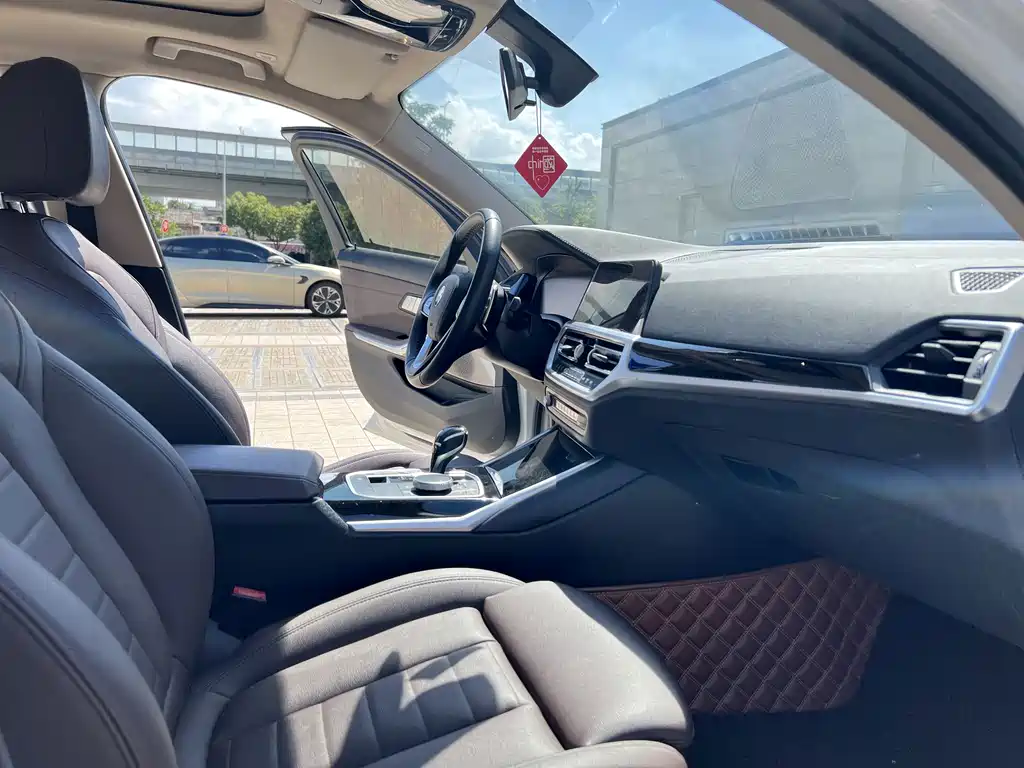 BMW 3 Series — фото 10