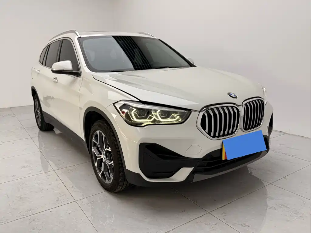 BMW X1 — фото 2