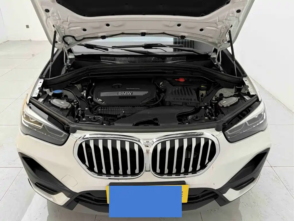BMW X1 — фото 11