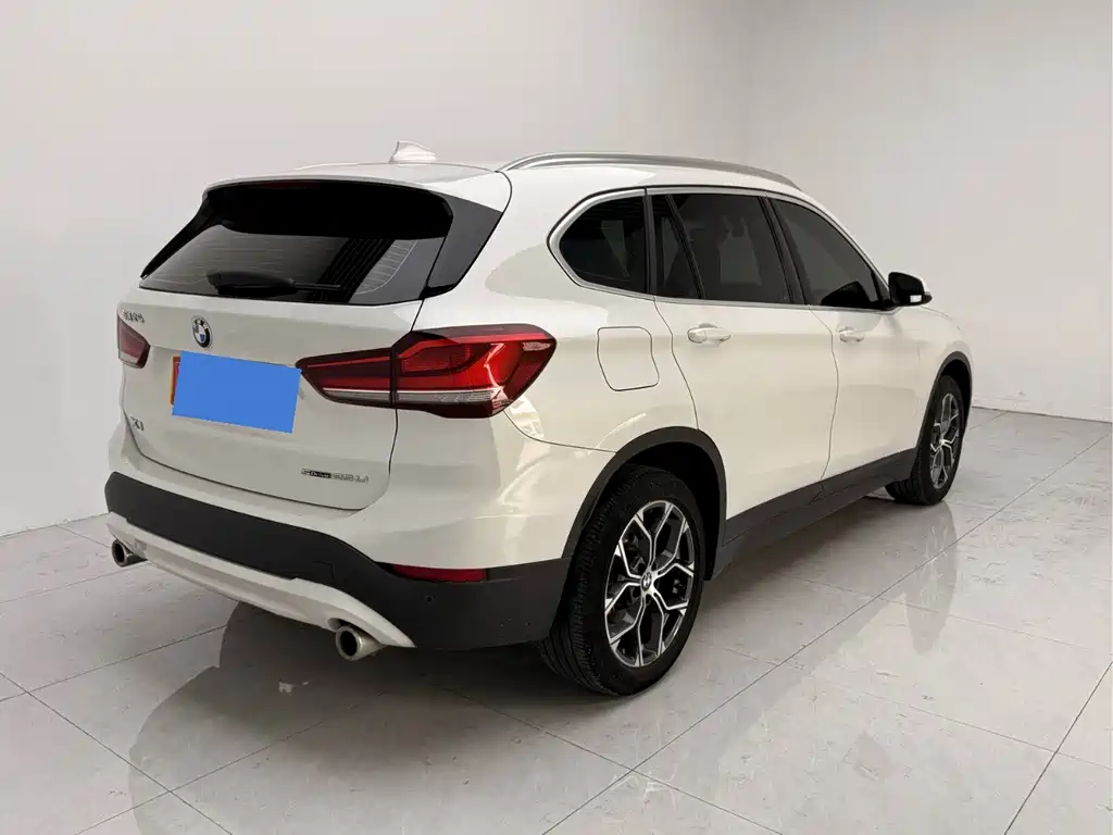 BMW X1 — фото 4