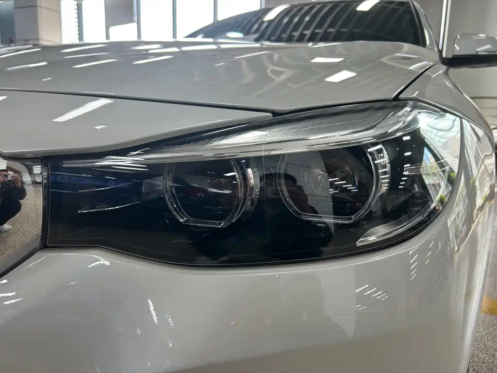 BMW 3 Series GT — фото 10