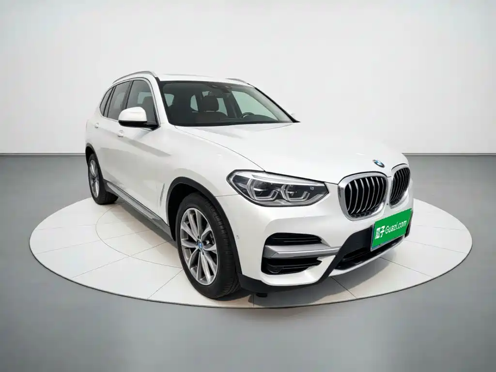 BMW X3 — фото 3