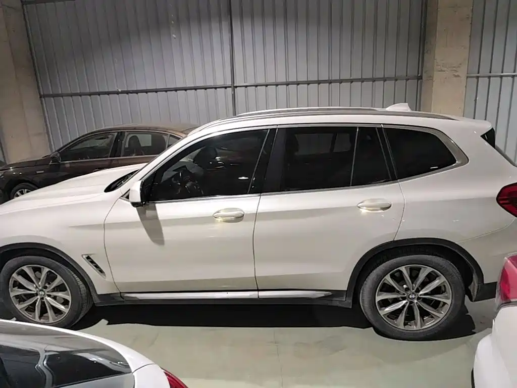 BMW X3 — фото 4