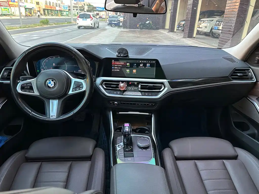 BMW 3 Series — фото 10