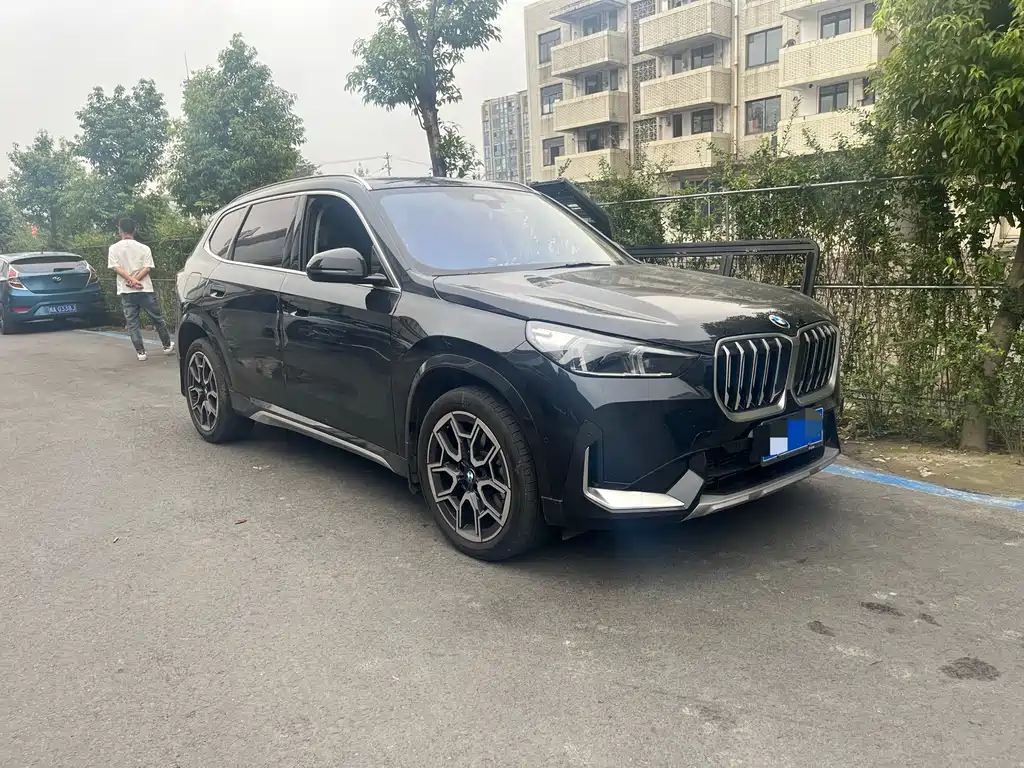 BMW X1 — фото 3