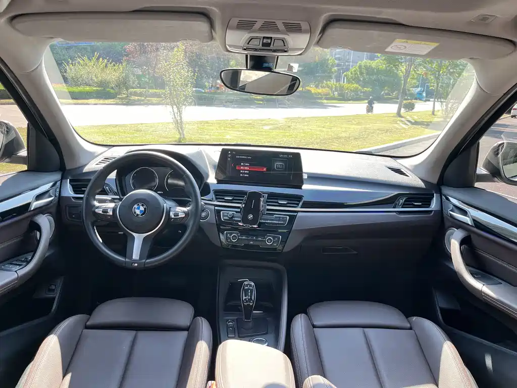 BMW X1 — фото 11
