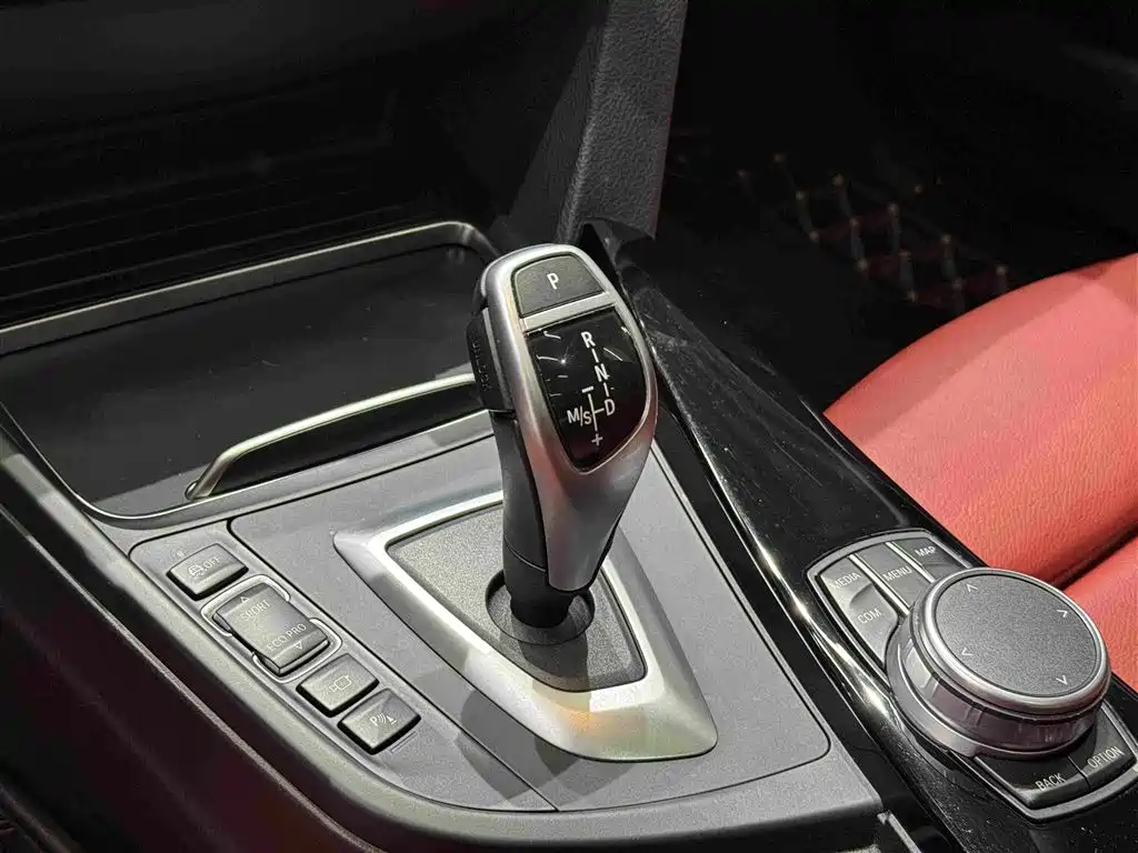 BMW 3 Series GT — фото 14