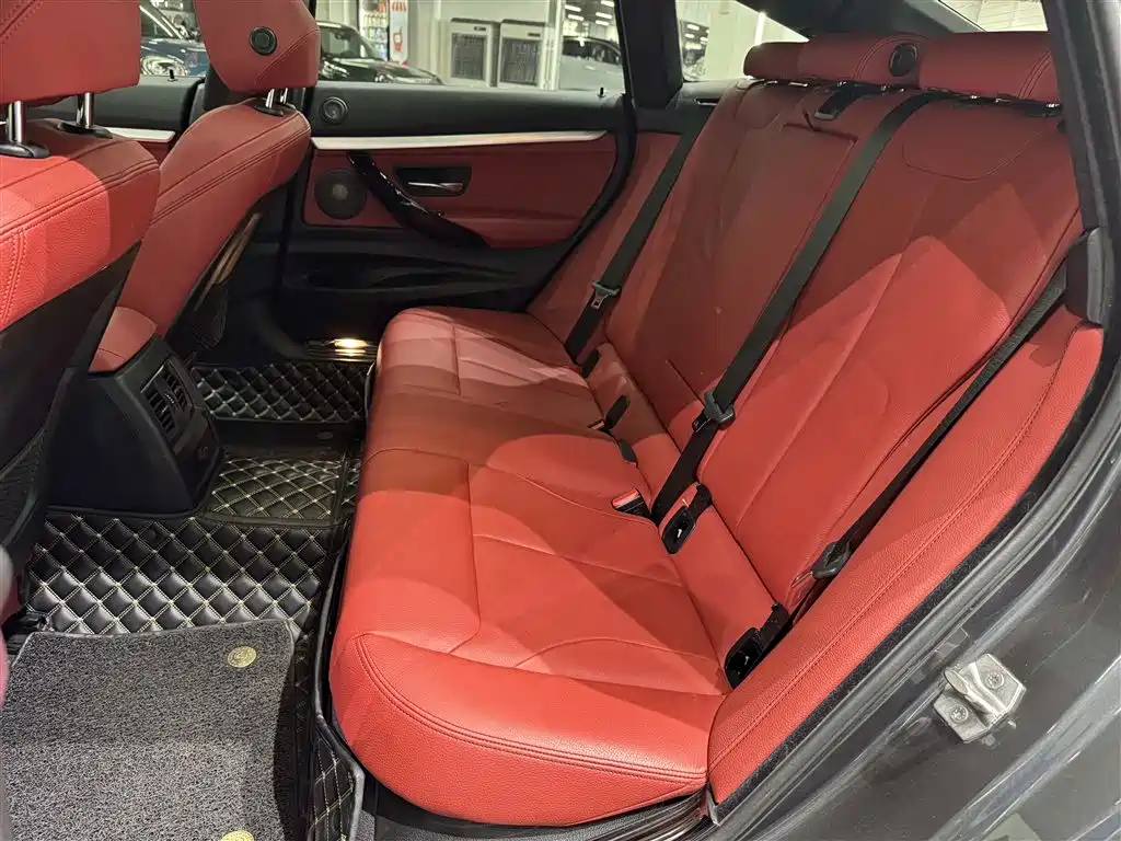 BMW 3 Series GT — фото 22