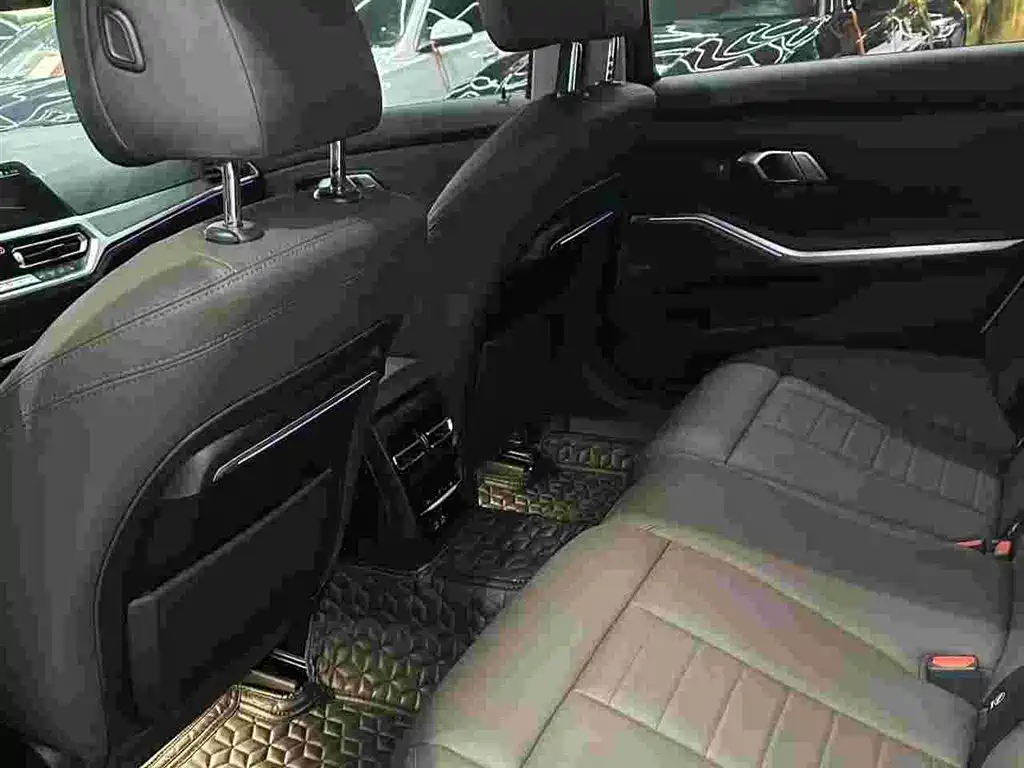 BMW 3 Series — фото 6