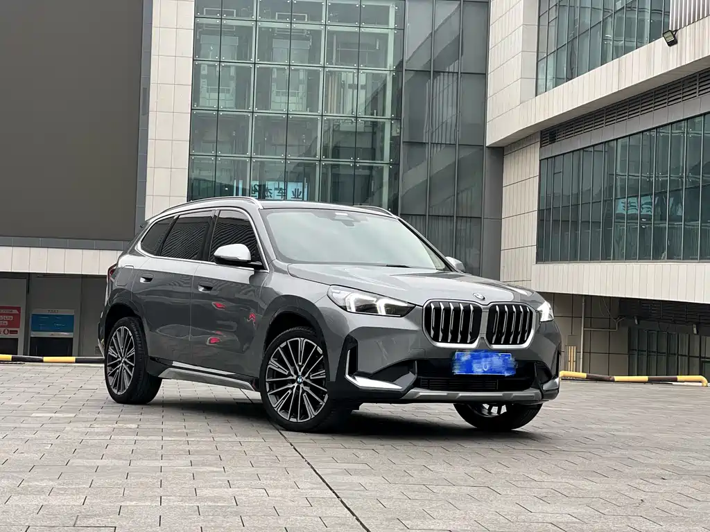 BMW X1 — фото 3
