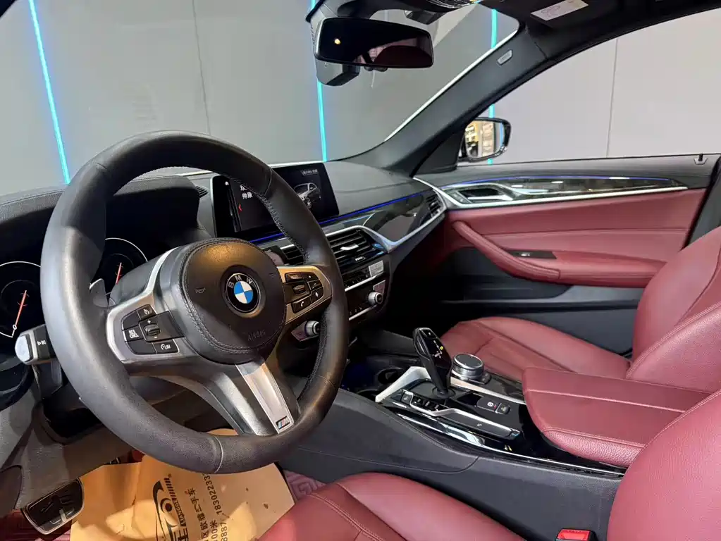 BMW 5 Series — фото 11