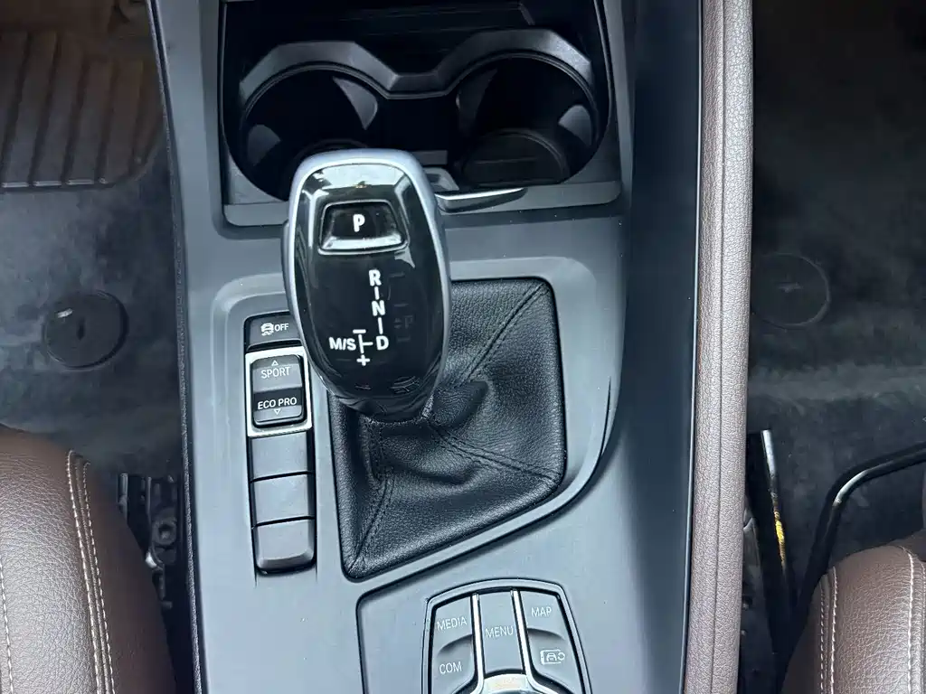 BMW X1 — фото 14