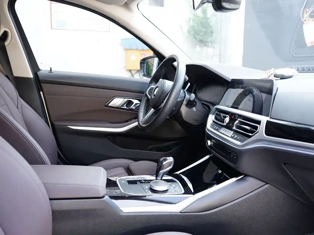 BMW 3 Series — фото 13